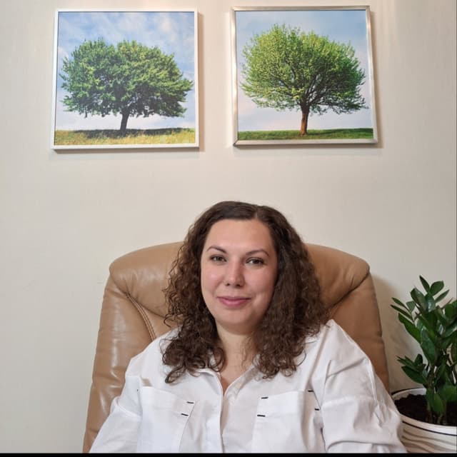 Оксана - Психолог, Психотерапевт