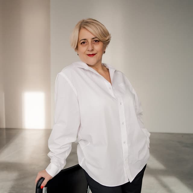 Інна - Психотерапевт