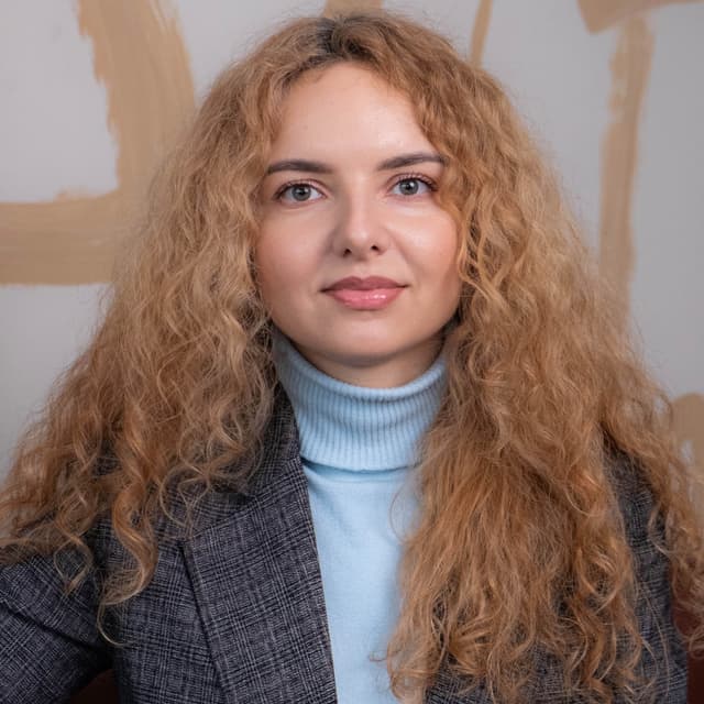 Раміна - Психолог