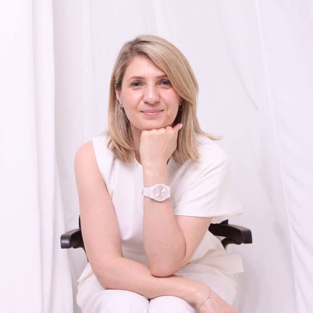 Ліна - Психолог-консультант