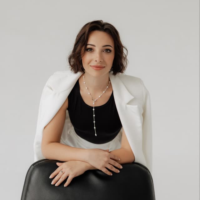 Анна Нужна - Психолог