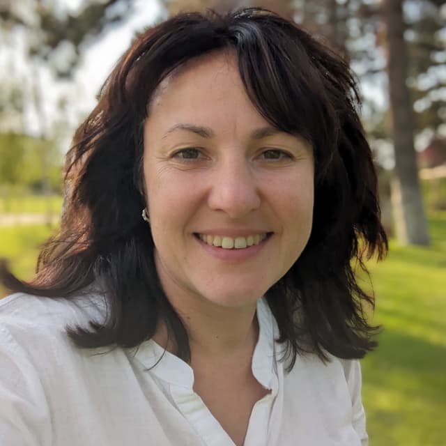 Віолетта Кадошникова - Психолог, Психотерапевт