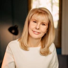 Олена Кушніренко - Психотерапевт