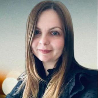 Уляна Зборовська Уляна Зборовська - Психолог