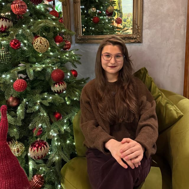 Анастасія Тур-Кобизька Анастасія Тур-Кобизька - Психолог