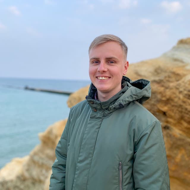 Максим Левакін Максим Левакін - Психолог-консультант