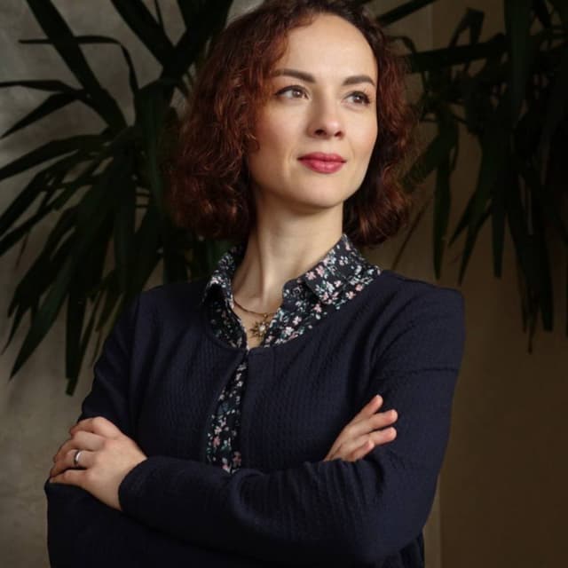 Олена Леляк Олена Леляк - Психотерапевт