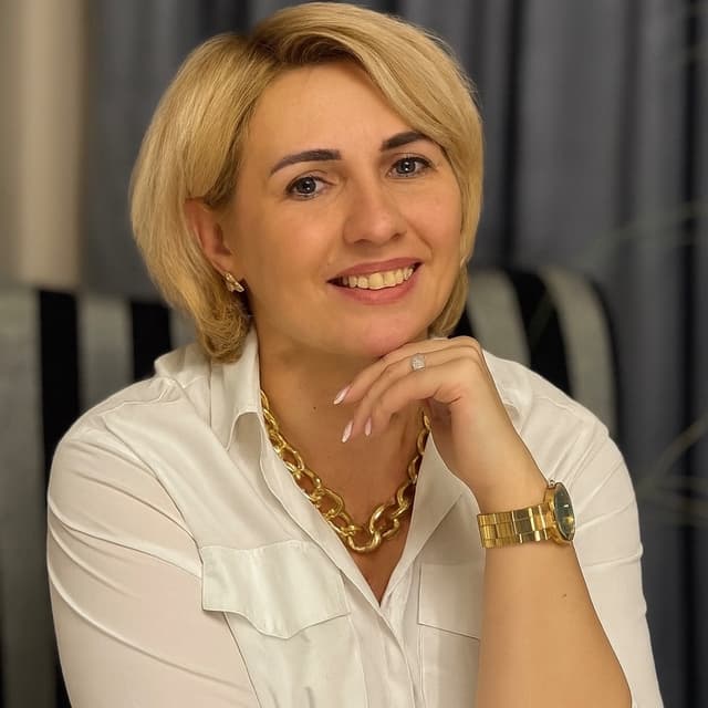 Альона Борисюк Альона Борисюк - Психолог, Психолог-консультант