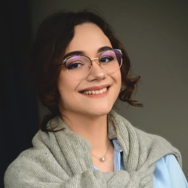 Діана Литвинова Діана Литвинова - Психолог-консультант