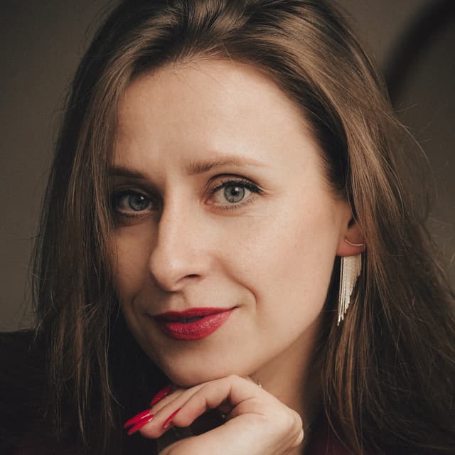 Дарія Полякова-Сташків Дарія Полякова-Сташків - Психолог